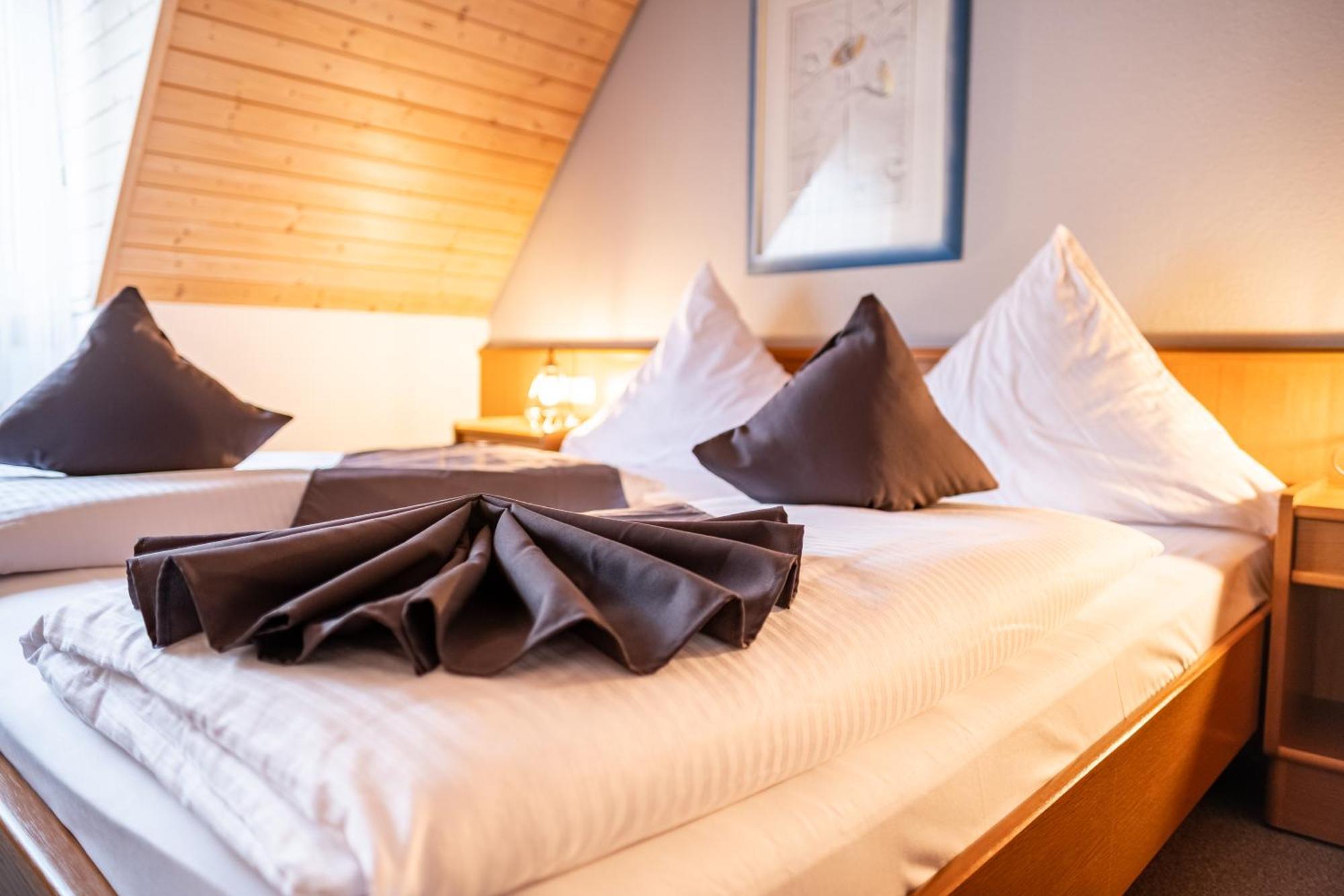 Mike'S Mosel Lodge Treis-Karden Buitenkant foto
